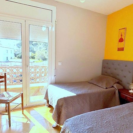Angeles 38 Apartment Roses Ngoại thất bức ảnh